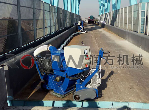 路麵拋丸機270在滬通長江大橋施工