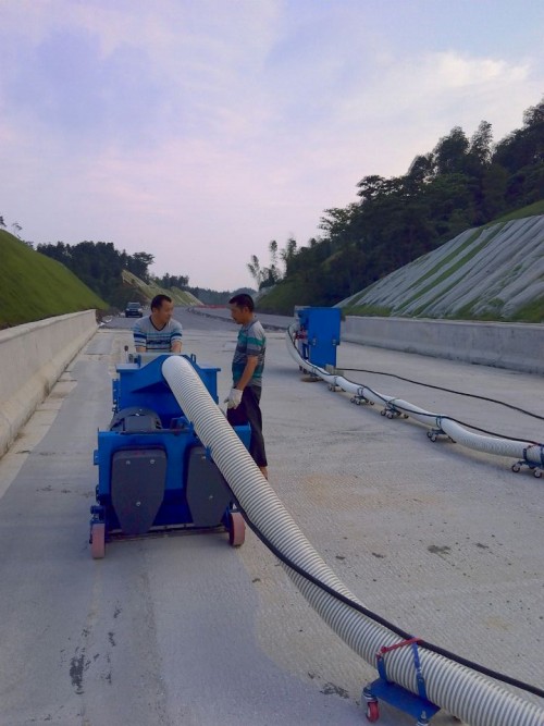 混凝（níng）土橋梁防水拋丸機