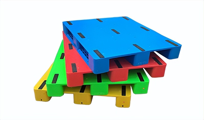 塑料托盤廠家為您（nín）分析塑料托盤價格不一樣的原因